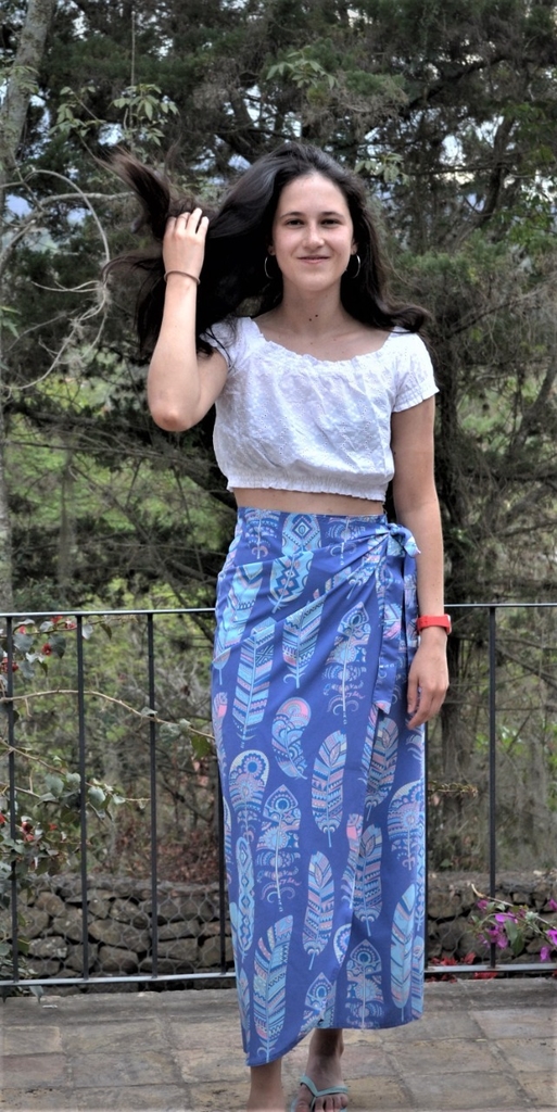 Falda larga tipo pareo de Plumas colores pastel