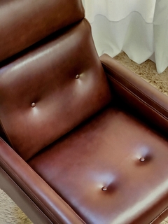 Sillón giratorio Lounge