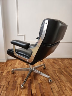 Sillón Eames en cuero negro - CCD - Chez Carolaine Decor 