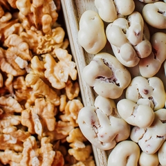 Nueces bañadas con chocolate blanco x100gr