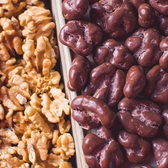 Nueces bañadas con chocolate leche x100gr