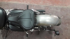 Paralama Traseiro Honda Shadow 750 Pneu até 180mm de largura 90cm acompanha kit fixação banco solo com mola Garupa removível e suporte de placa lateral sem iluminação - comprar online
