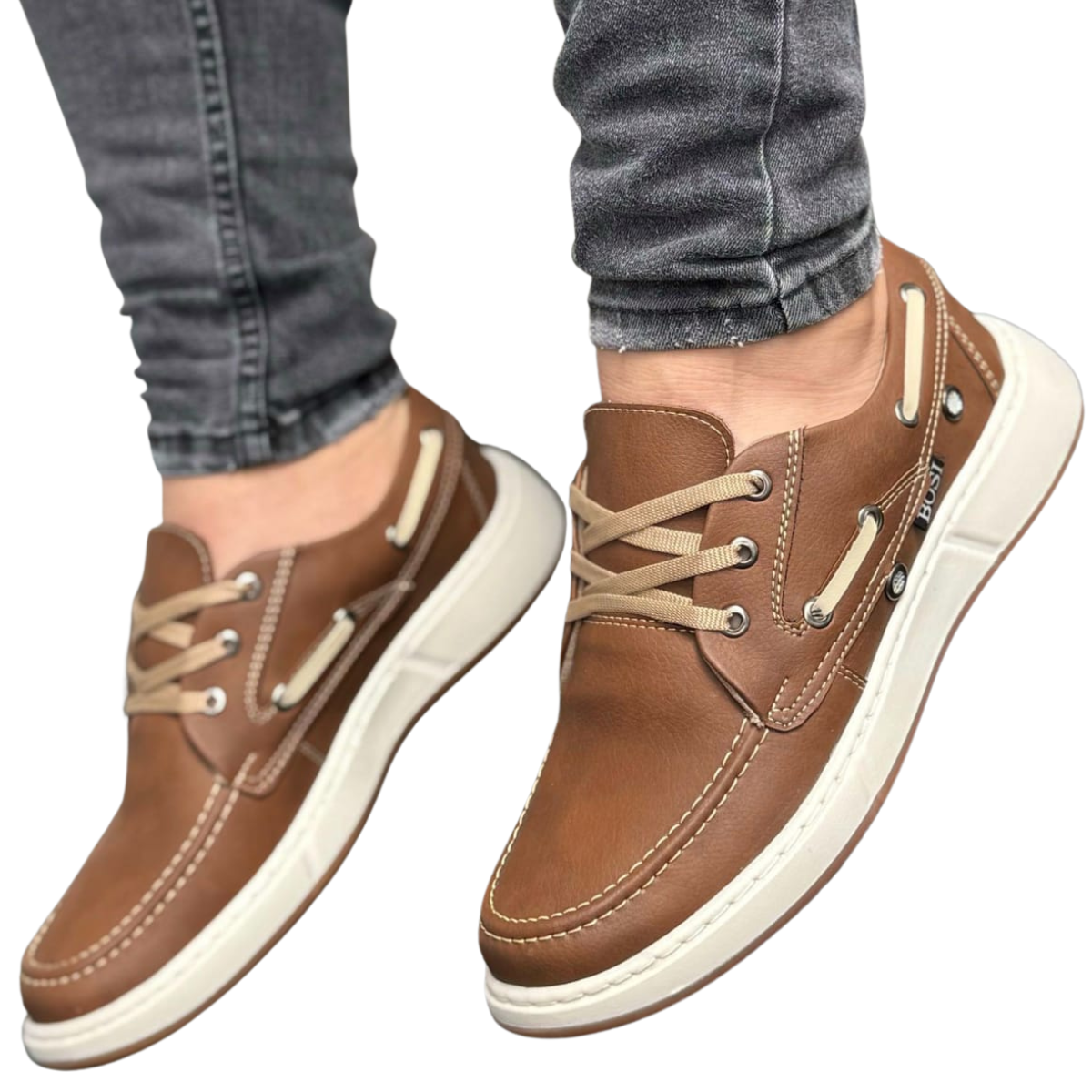 BOSI MOCASINES ZAPATOS APACHE HOMBRE: Elegancia y Comodidad en Cada Paso. En Onlineshoppingcenterg , sabemos que los hombres buscan calzado que combine estilo, comodidad y durabilidad. Los BOSI MOCASINES ZAPATOS APACHE HOMBRE son una opción ideal para quienes desean un look casual y elegante al mismo tiempo. Estos mocasines de cuero destacan por su diseño clásico y resistencia, ideales para el día a día o eventos informales. A continuación, exploraremos más sobre estos zapatos, sus características y por qué son una excelente elección.  ¿Por Qué Elegir BOSI MOCASINES ZAPATOS APACHE HOMBRE? Los BOSI MOCASINES ZAPATOS APACHE HOMBRE son conocidos por su diseño icónico y materiales de alta calidad, que aseguran un ajuste cómodo y una excelente durabilidad. Este modelo de mocasín es perfecto para quienes desean proyectar un estilo moderno sin renunciar a la elegancia clásica.  Beneficios de los Mocasines Apache de Bosi Comodidad sin igual : Fabricados en materiales de primera calidad, estos mocasines de cuero para hombre se adaptan fácilmente al pie, brindando una experiencia de uso cómoda durante todo el día.  Estilo clásico y versátil : Los zapatos Bosi Apache hombre clásicos tienen un diseño que nunca pasa de moda, perfecto para cualquier atuendo casual o semiformal.  Durabilidad y calidad : Confeccionados en piel de alta calidad , los mocasines Bosi hombre son ideales para aquellos que buscan invertir en calzado resistente y de larga duración.  Variedad de opciones : Disponibles en diferentes tonalidades y acabados, permiten adaptarse a cualquier estilo personal.  Características Destacadas de los BOSI MOCASINES ZAPATOS APACHE HOMBRE Material de cuero genuino : La piel de los mocasines de hombre es suave al tacto y se adapta al pie con el tiempo, proporcionando un ajuste cada vez más cómodo. Diseño ergonómico : Estos zapatos mocasines de cuero para hombre ofrecen una estructura que apoya correctamente el pie, ideal para largas caminatas o días ajetreados. Suela antideslizante : Los mocasines hombre elegantes de Bosi incluyen una suela que brinda mayor estabilidad, adecuada para diferentes superficies.