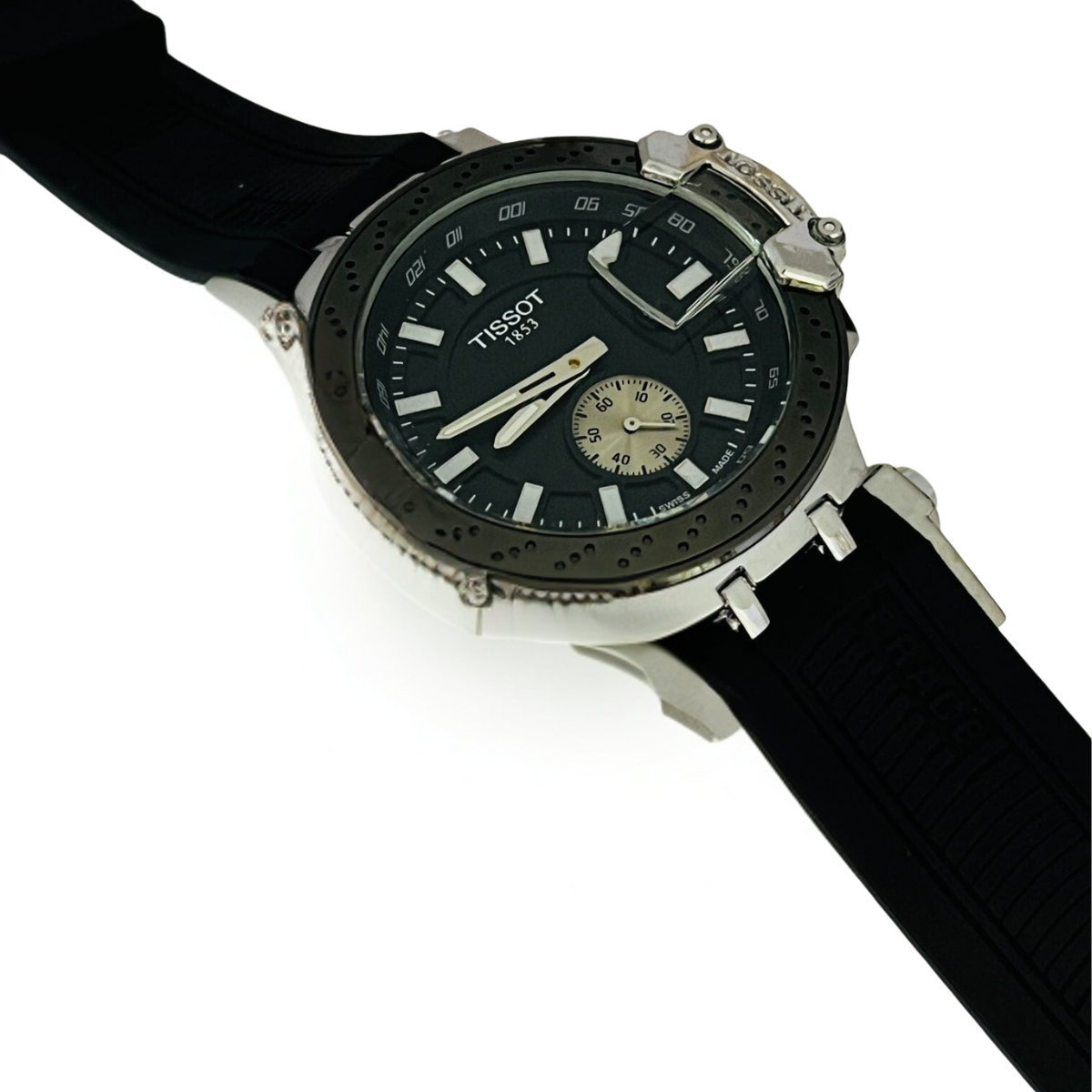 Reloj Tissot Hombre: El Elegante Complemento para Tu Estilo Si estás buscando un reloj Tissot hombre que combine elegancia, precisión y durabilidad, estás en el lugar correcto. En Onlineshoppingcenterg te ofrecemos una amplia selección de relojes Tissot para hombre, ideales para aquellos que desean lucir sofisticados en cualquier ocasión. A continuación, te presentamos todo lo que necesitas saber para elegir el reloj Tissot perfecto y cómo puedes adquirir uno a un precio competitivo.  ¿Por qué Elegir un Reloj Tissot Hombre? Tissot es una marca reconocida por su calidad y estilo, y los relojes para hombre no son la excepción. Estos relojes suizos se destacan por su precisión y su diseño atemporal, lo que los convierte en una inversión que te acompañará durante años. Ya sea que busques un reloj Tissot hombre 1853, un modelo deportivo o uno clásico, la marca ofrece una amplia variedad de opciones para adaptarse a tu estilo personal.    Reloj Tissot Hombre 1853: Un Clásico Atemporal El reloj Tissot hombre 1853 es uno de los modelos más emblemáticos de la marca. Su diseño elegante y sofisticado lo convierte en una opción ideal para ocasiones formales o para quienes desean un accesorio versátil que combine con cualquier atuendo. Este reloj refleja la tradición de más de 150 años de excelencia en relojería suiza. Si estás buscando un reloj que represente la historia y calidad de Tissot, este modelo es una excelente elección.  Reloj Tissot Hombre Precio: ¿Cuánto Cuesta? El precio de un reloj Tissot hombre puede variar según el modelo y las características que elijas. Por ejemplo, los relojes de la serie 1853 suelen tener precios más elevados debido a su calidad y diseño premium. Sin embargo, en Onlineshoppingcenterg trabajamos para ofrecerte las mejores opciones de reloj Tissot hombre precio para que encuentres el reloj perfecto dentro de tu presupuesto.  Precio de Reloj Tissot 1853 El precio de reloj Tissot 1853 puede oscilar entre los $300 y $1,000 USD, dependiendo de las especificaciones del modelo. En nuestra tienda, te ofrecemos precios competitivos y la posibilidad de financiar tu compra para que puedas lucir un reloj de lujo sin afectar tu economía. Si deseas conocer más sobre el reloj Tissot hombre precio Colombia, visita nuestra sección de relojes donde podrás ver los modelos disponibles y sus precios actualizados.    Relojes Tissot Originales: Garantía de Calidad En Onlineshoppingcenterg, garantizamos que todos nuestros relojes Tissot originales cumplen con los más altos estándares de calidad. Cada reloj viene con su respectiva certificación y garantía de autenticidad, por lo que puedes estar seguro de que estás adquiriendo un producto genuino. Comprar un reloj Tissot original no solo te asegura un producto duradero, sino también una pieza de colección que aumentará su valor con el tiempo.    Reloj Tissot Hombre Deportivo: Elegancia y Funcionalidad Si eres una persona activa y te interesa un reloj que combine funcionalidad y estilo, un reloj Tissot hombre deportivo puede ser la opción ideal. Estos modelos están diseñados para resistir el ritmo de vida activo sin sacrificar la elegancia. Ya sea que lo necesites para correr, nadar o cualquier otro deporte, Tissot ofrece relojes con cronógrafos, resistencia al agua y otras funciones que se adaptan a tu estilo de vida.  ¿Dónde Comprar tu Reloj Tissot Hombre? Adquirir un reloj Tissot hombre es una decisión importante, por lo que te recomendamos comprar en una tienda confiable. En Onlineshoppingcenterg, te ofrecemos una amplia variedad de relojes Tissot para hombre, garantizando autenticidad y los mejores precios del mercado. Además, contamos con envío seguro y diversas opciones de pago para que puedas comprar desde la comodidad de tu hogar.    Ventajas de Comprar en Onlineshoppingcenterg Variedad de Modelos: Desde el reloj Tissot hombre 1853 hasta los más deportivos, tenemos una amplia selección. Precios Competitivos: Ofrecemos los mejores precios de reloj Tissot hombre en Colombia y a nivel internacional. Garantía de Autenticidad: Todos nuestros relojes son 100% originales y vienen con garantía. Envío Rápido y Seguro: Llevamos tu reloj Tissot directamente a tu puerta. Comprar un reloj Tissot hombre es una excelente inversión tanto en estilo como en calidad. Ya sea que busques un reloj clásico como el Tissot 1853 o un modelo más deportivo, en Onlineshoppingcenterg tenemos el reloj perfecto para ti. No esperes más y explora nuestra colección de relojes Tissot originales hoy mismo. ¡Luce un reloj que marcará la diferencia en tu estilo!