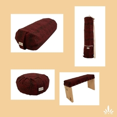 BANCO DE MEDITACIÓN TAPIZADO - Asana Bordeaux - comprar online