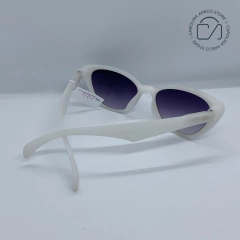 ÓCULOS DE SOL GATINHO BRANCO (CA11) na internet