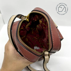 BOLSA VERMELHO TIJOLO PEQUENA TIRACOLO (MM056) na internet