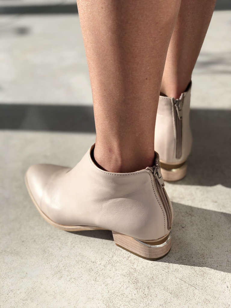 Botineta Lira Nude - Comprar en melika shoes