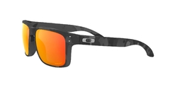Oakley 0OO9102 E9 HOLBROOK Black Camo Collection PRIZM RUBY en internet