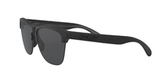 Oakley 0OO9374 01 FROGSKINS(TM) LITE GREY en internet