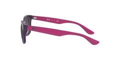 Rayban 0RJ9052S 70218G JUNIOR NEW WAYFARER VIOLETA - NEA.VISIÓN