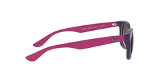 Rayban 0RJ9052S 70218G JUNIOR NEW WAYFARER VIOLETA - NEA.VISIÓN