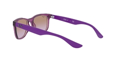 Rayban 0RJ9052S 706468 JUNIOR NEW WAYFARER TRANSPARENT FUCSIA - tienda online