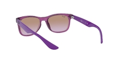 Imagen de Rayban 0RJ9052S 706468 JUNIOR NEW WAYFARER TRANSPARENT FUCSIA