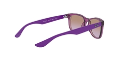 Rayban 0RJ9052S 706468 JUNIOR NEW WAYFARER TRANSPARENT FUCSIA en internet