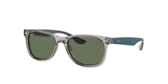 Rayban 0RJ9052S 707071 JUNIOR NEW WAYFARER TRANSPARENT GREY