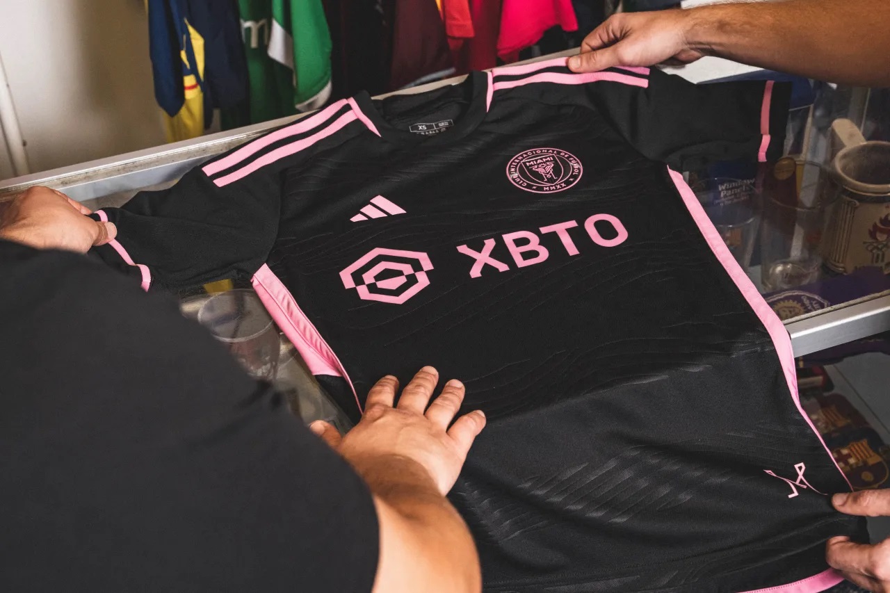 Camisa I do Inter de Miami – Rosa – Home 2023/2024 – Versão