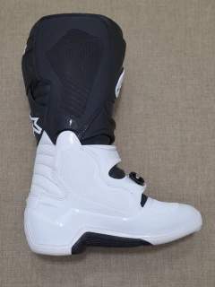 BOTAS ALPINESTARS TECH 7 en internet