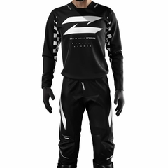 CONJUNTO RADIKAL ZERO FLAG
