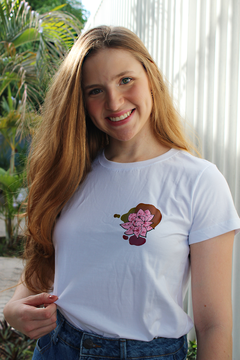 Camiseta Flor de Lótus - Coleção Onde Vive o Amor - Ládocoração