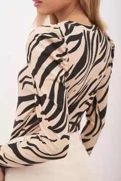 Remera manga princesa , estampada de morley modal - comprar online
