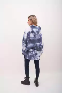 Imagen de Canguro oversize, batik, de algodón rústico.