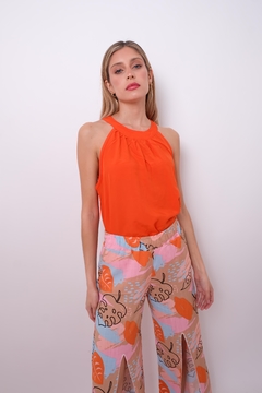 Blusa corte americano, con gota en espalda. Opción lisa y estampada. - comprar online