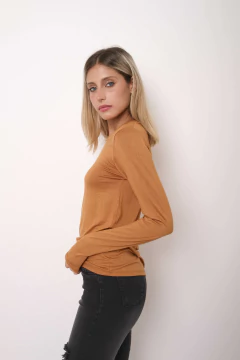 Remeras básicas de modal viscosa. Manga larga. - Proverbio