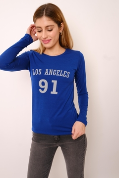 Remera de modal elastizado con estampas variadas. - Proverbio