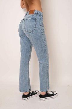 Jean Wide leg, rígido, con bolsillos en el frente. Celeste y gris - tienda online