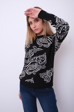 Sweater de angora, con diseño de arabescos. en internet
