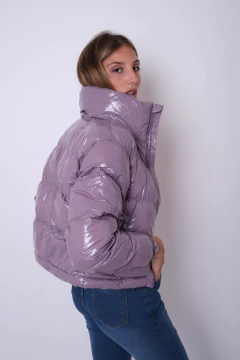 Campera puffer metalizada. en internet