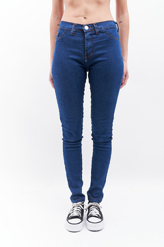 Jean elastizado, tiro medio. - comprar online