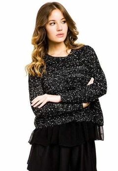 Sweater de hilo con lurex ,superpuesto , espalda semi abierta