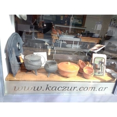 Cacerola de fundición de hierro olla base lisa con tapa Nro. 5 KACZUR - tienda online