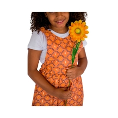 vestido-jardineira-laranja