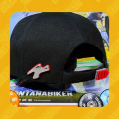 Gorras #TrasmontañaBiker visera plana en internet