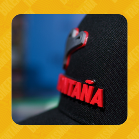 Gorras #TrasmontañaBiker visera plana