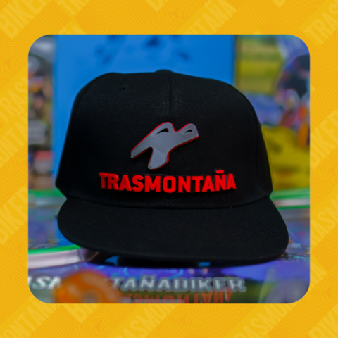 Gorras #TrasmontañaBiker visera plana