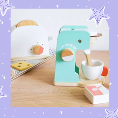 Cafetera Express, Tooky Toy