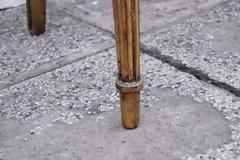 silla dorada vintage