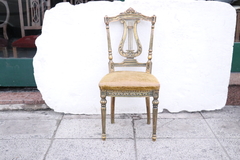 silla vintage tallada madera