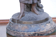 figura mujer niño adorno - comprar online