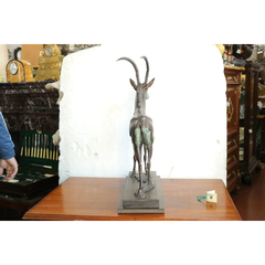 Ciervo Bronce Figura Adorno - La Rueda