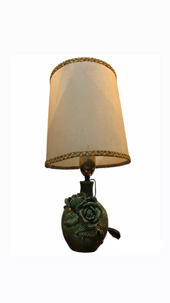 Velador/Lámpara Antigua con Pantalla-Antig La Rueda _ L R - comprar online