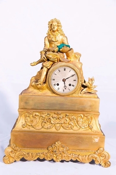 Antiguo Reloj De Bronce Y Petit Bronce.