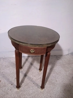Antigua Mesa De Sala Redonda Con Cajon, Impecable Estado !!! - comprar online