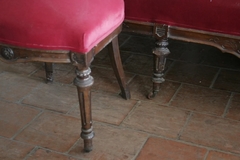 Antiguo Living Sillon Madera Tallada Pana Roja - La Rueda