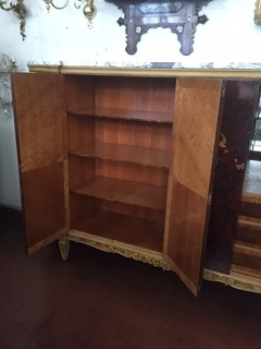Antiguo Aparador Vajillero Mueble Bajo Con Marmol Bahiut - La Rueda