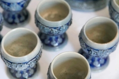 Antigua Jarra De Cerámica Con 8 Vasos Vajilla - comprar online